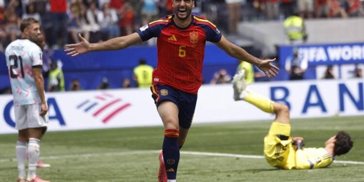 Invaller Merino schiet Spanje langs België naar halve finale WK