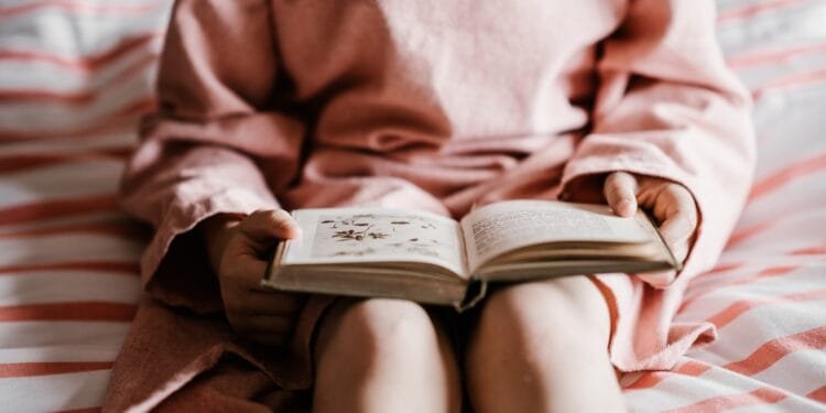 Onderwijsexpert waarschuwt: ‘Kinderen moeten niet zélf bepalen wanneer ze leren lezen’
