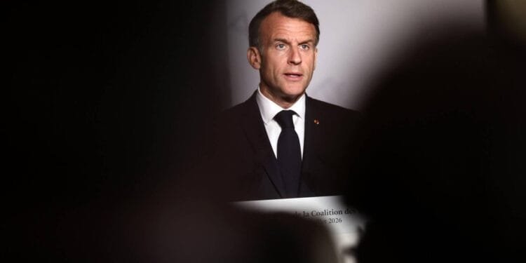 Macron kondigt militaire oefeningen aan met Oekraïne