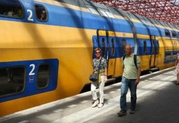 Unions announce new train strikes against welfare cuts