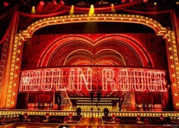 Musical Moulin Rouge! stopt voortijdig wegens waterschade