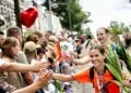 Thousands cross finishing line as Nijmegen Vierdaagse ends