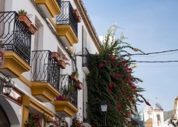 Florian (47) verhuurde zijn appartement in Spanje, maar één verkeerde keuze kostte hem duizenden euro’s