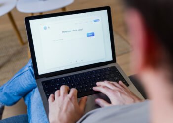 Onderzoek: chatbots zijn tegenwoordig net zo overtuigend als mensen