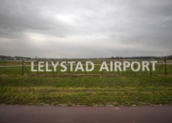 Krijgen we er nog een luchthaven voor vakantievluchten bij? Kabinet moet dit jaar beslissen over vergunning Lelystad Airport