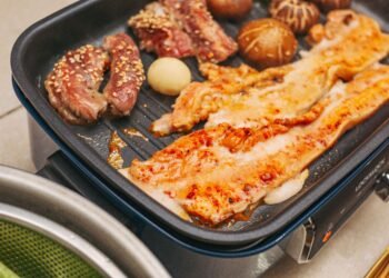 Zoveel geld bespaar je met een elektrische barbecue ten opzichte van barbecueën op houtskool